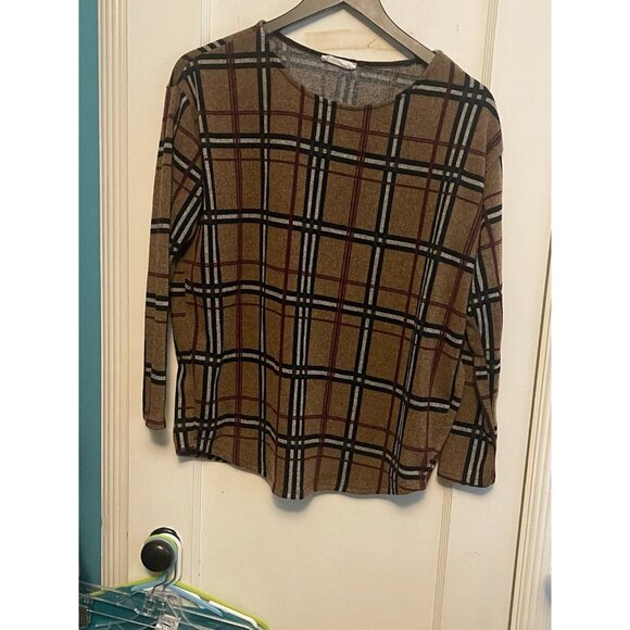 First Love Blouse - Picture 1 of 5